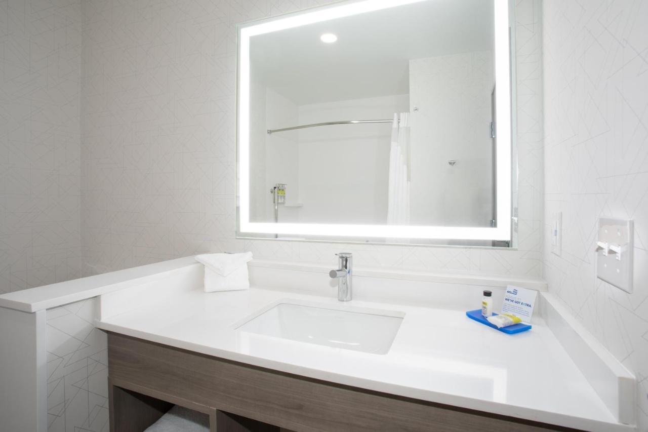 Holiday Inn Express Hotel & Suites Idaho Falls By Ihg Zewnętrze zdjęcie