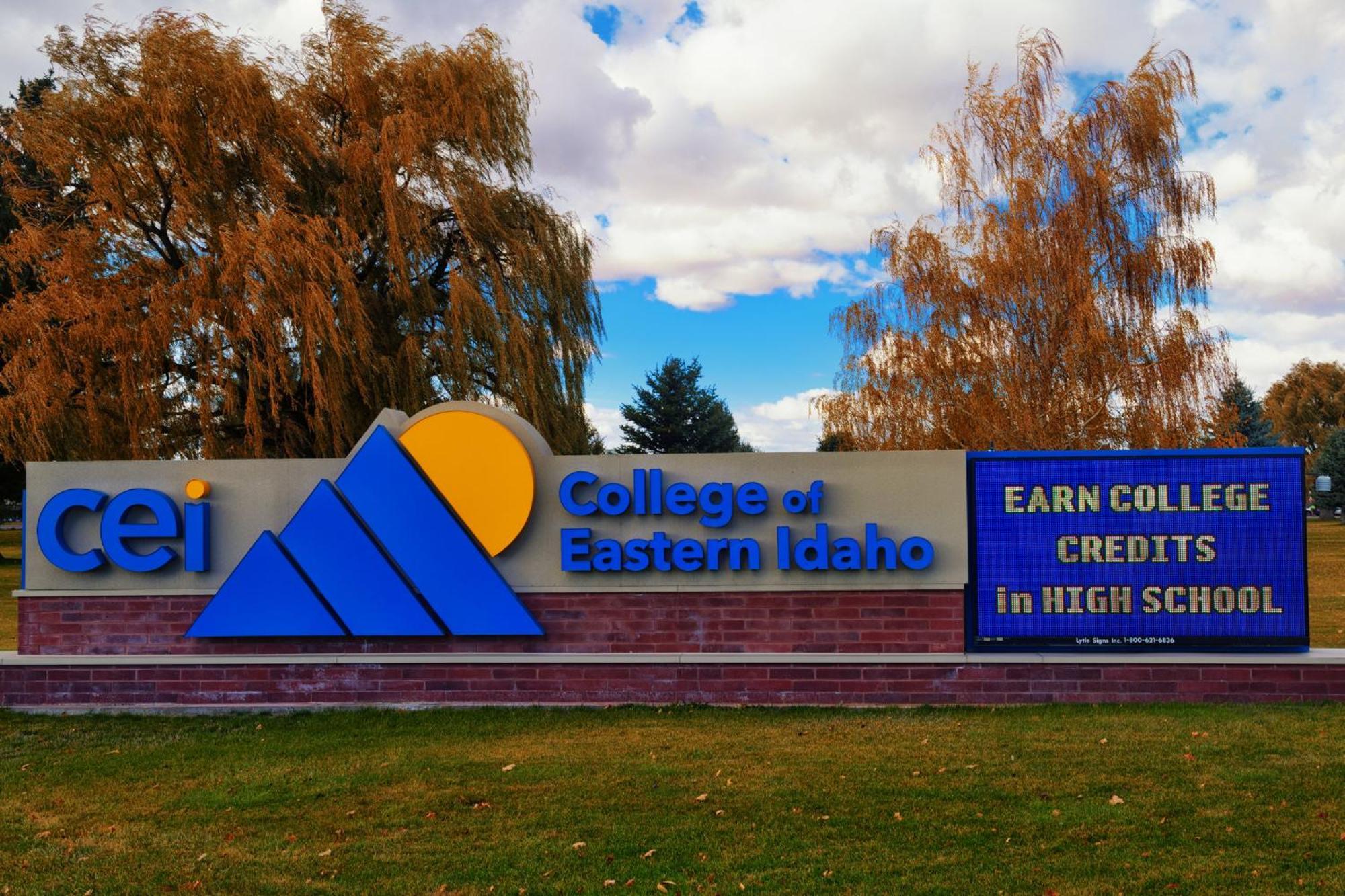 Holiday Inn Express Hotel & Suites Idaho Falls By Ihg Zewnętrze zdjęcie